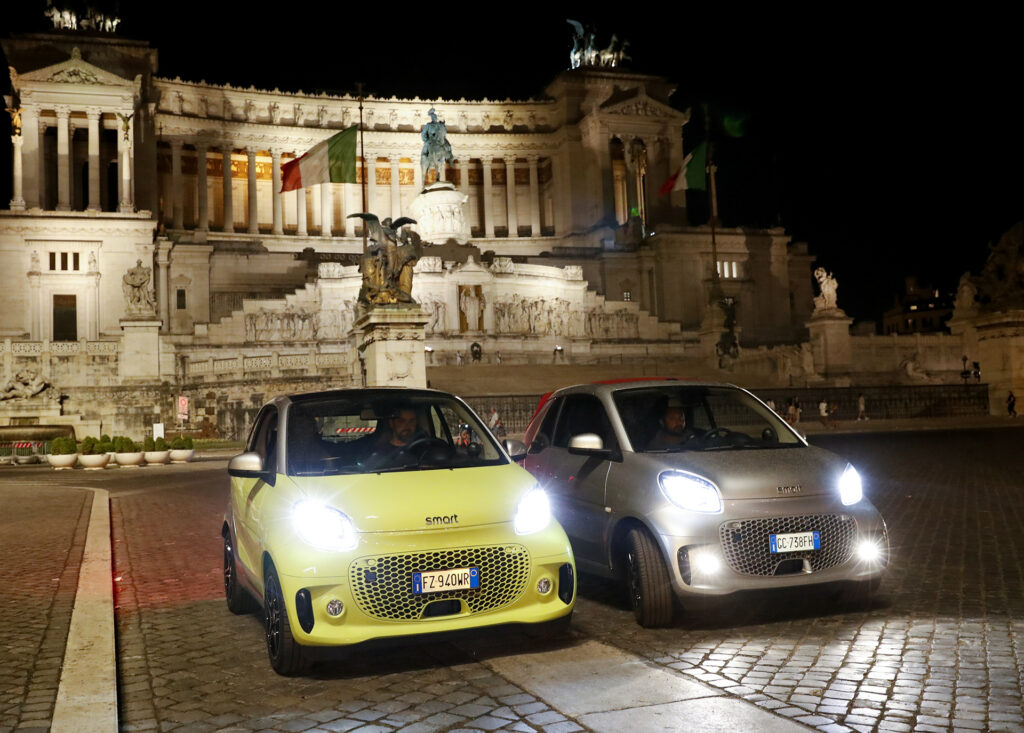 Smart EQ Roma by Night