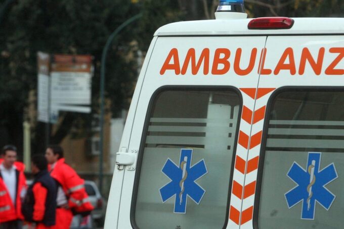 Brescia-Montichiari, rievocazione storica finisce in tragedia: morta una 40enne sbalzata dall’auto