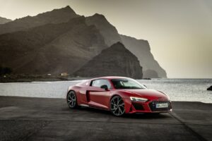 Audi R8 V10 performance RWD: la LMS GT4 stradale da 570 CV