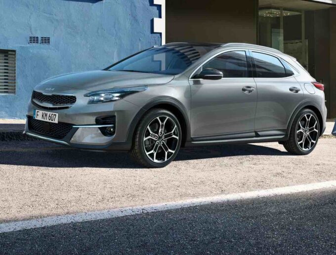 Kia XCeed Black Line Edition: il crossover si veste di nero