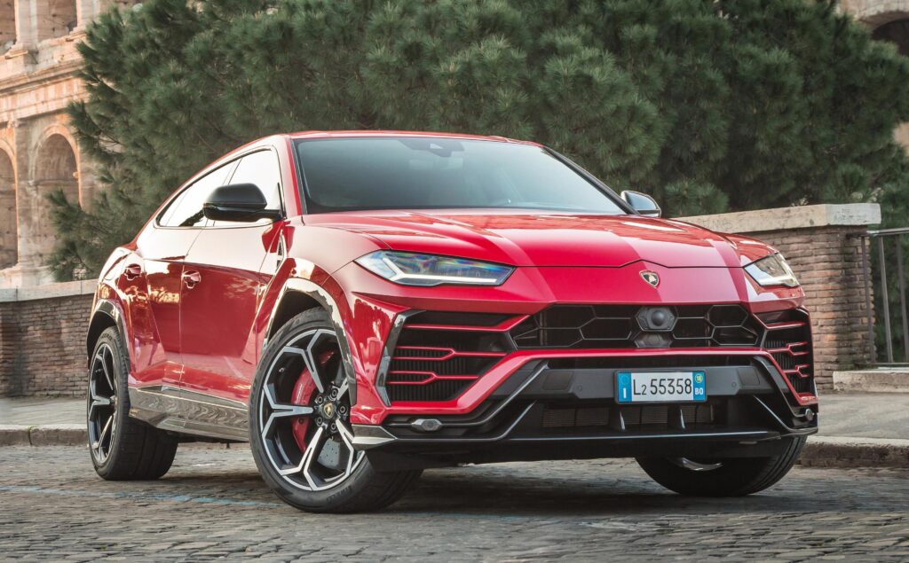 Lamborghini Urus: quarto anniversario per il SUV di gran successo del Toro