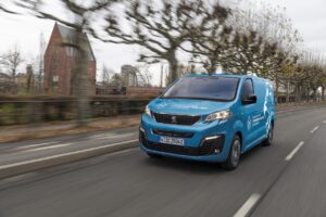 Nuovo Peugeot e-Expert Hydrogen: la produzione è iniziata