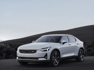 Polestar 2 guadagna 68 CV grazie a un nuovo aggiornamento