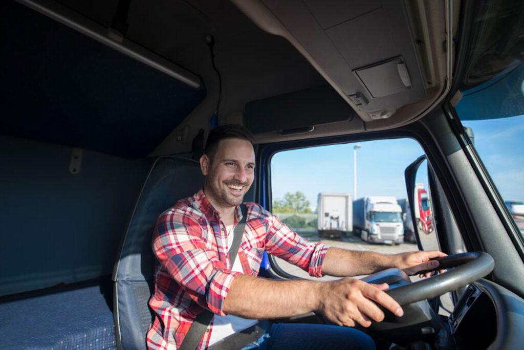 Autotrasporto: in arrivo il bonus patenti per i giovani camionisti