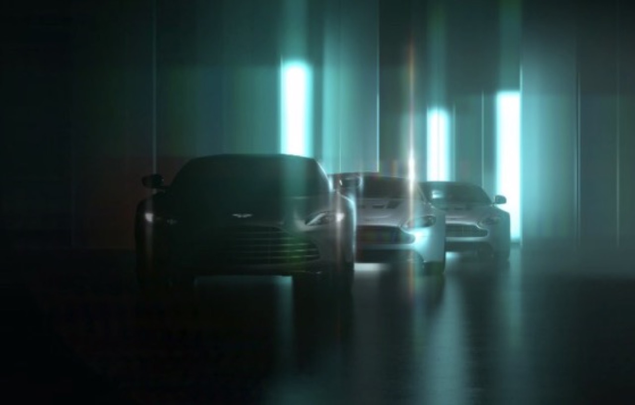 Aston Martin V12 Vantage: nel 2022 arriva l’ultima declinazione della sportiva [VIDEO e TEASER]