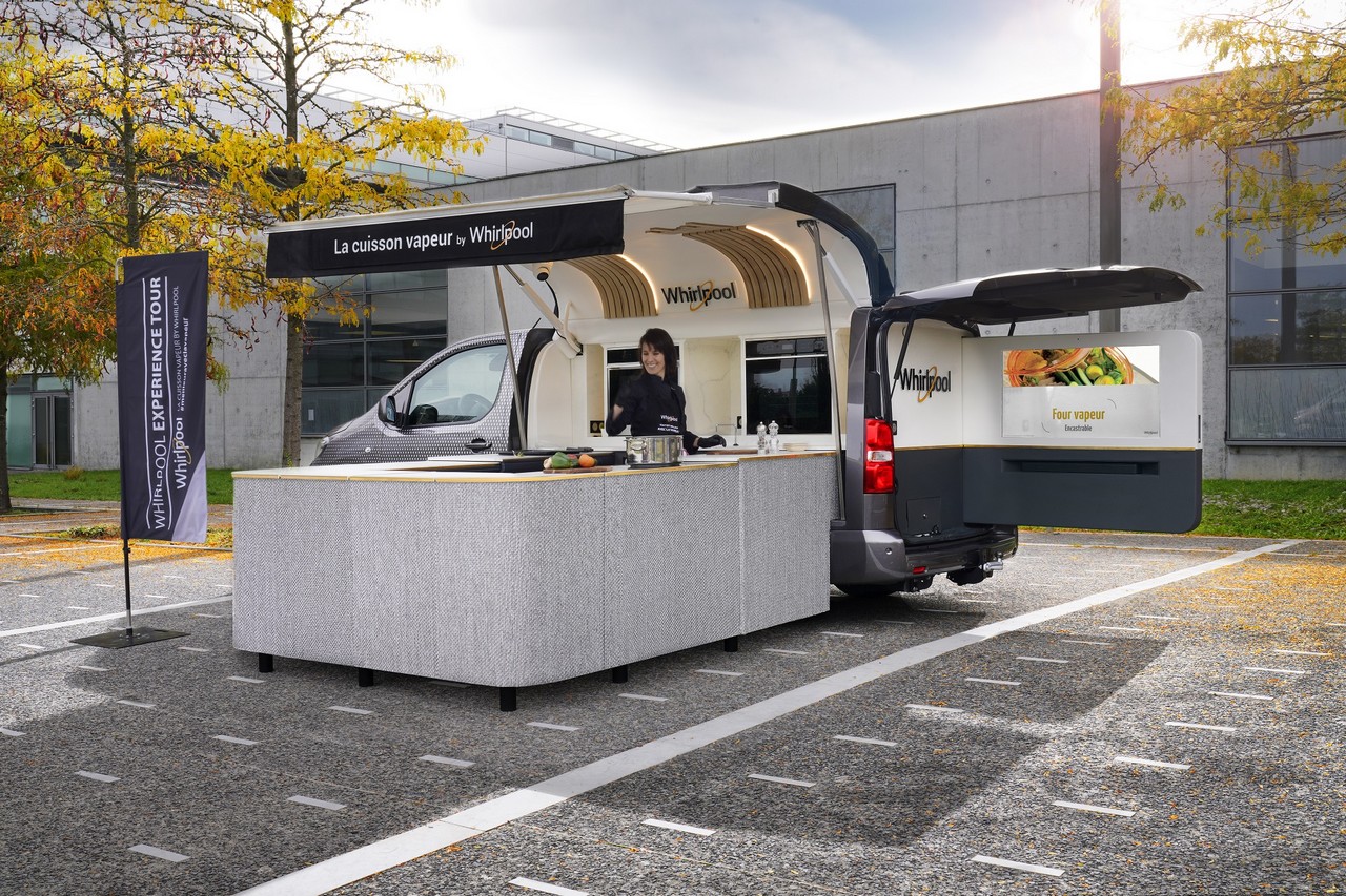Peugeot Expert: il foodtruck per il Whirpool Experience Tour