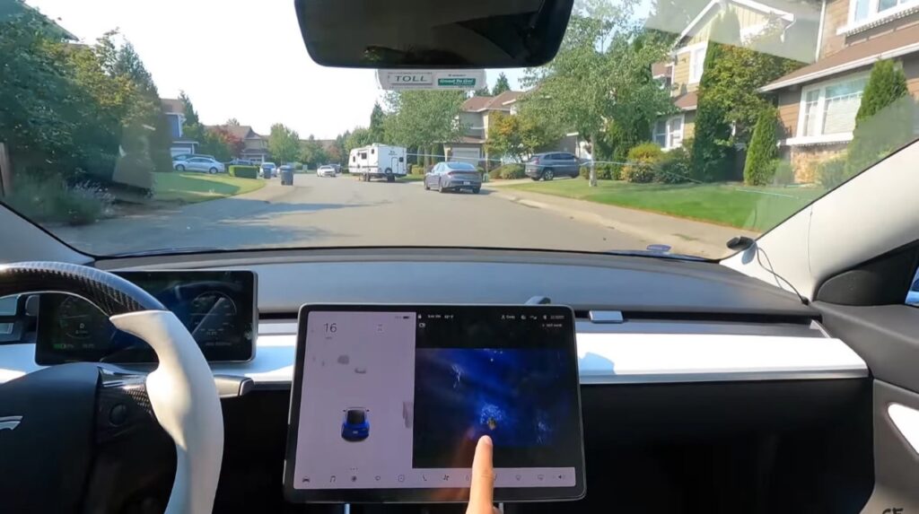 Tesla, gli USA indagano sull’utilizzo di alcuni videogiochi sugli schermi dell’auto