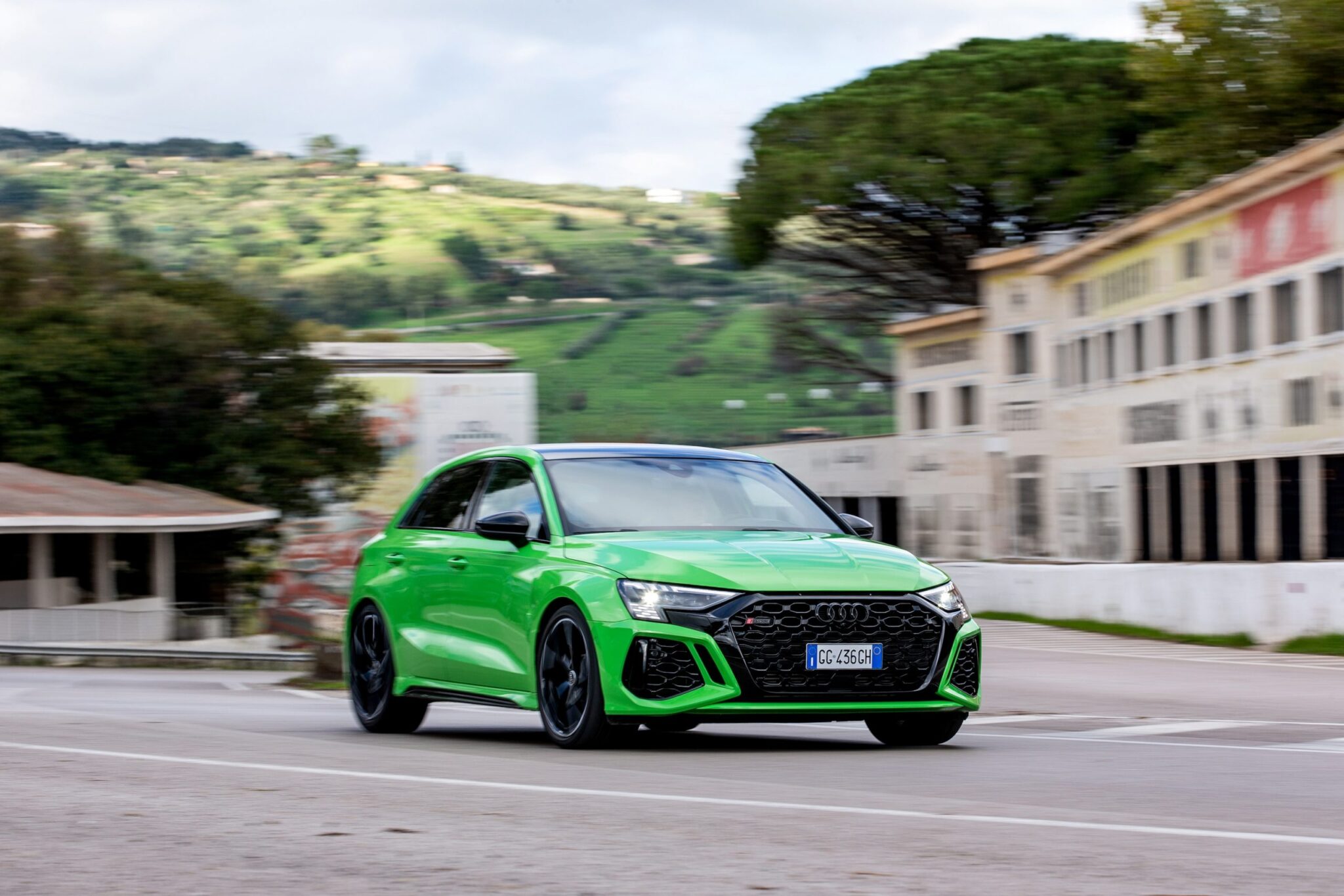 Audi RS 3 Sportback 2022: il configuratore della sportiva da 400 CV