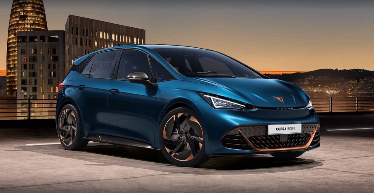 CUPRA Born: l’elettrica da scoprire e provare nel CUPRA Garage di Fratelli Giacomel ad Assago