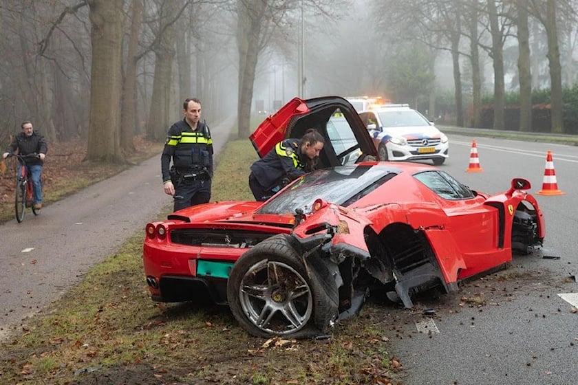 Ferrari Enzo da 3,5 milioni distrutta in un grave incidente