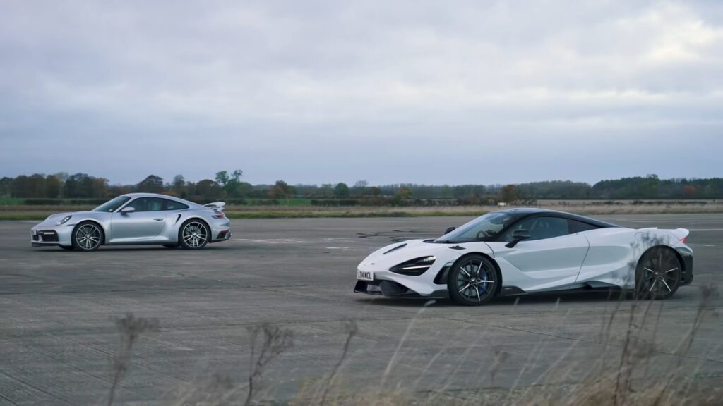 McLaren 765LT vs Porsche 911 Turbo S: chi vince la drag race? [VIDEO]