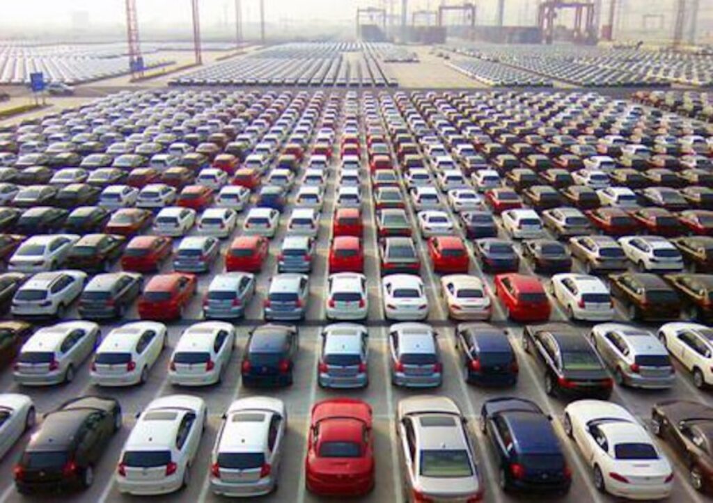 Mercato auto in Italia: -27,5% di vendite a dicembre 2021