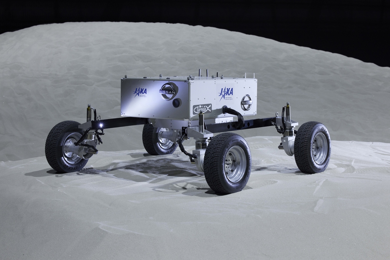 Nissan presenta un prototipo di rover lunare