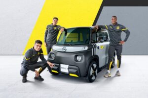 Opel Rocks-e 09: l’edizione speciale per il Borussia Dortmund [VIDEO]