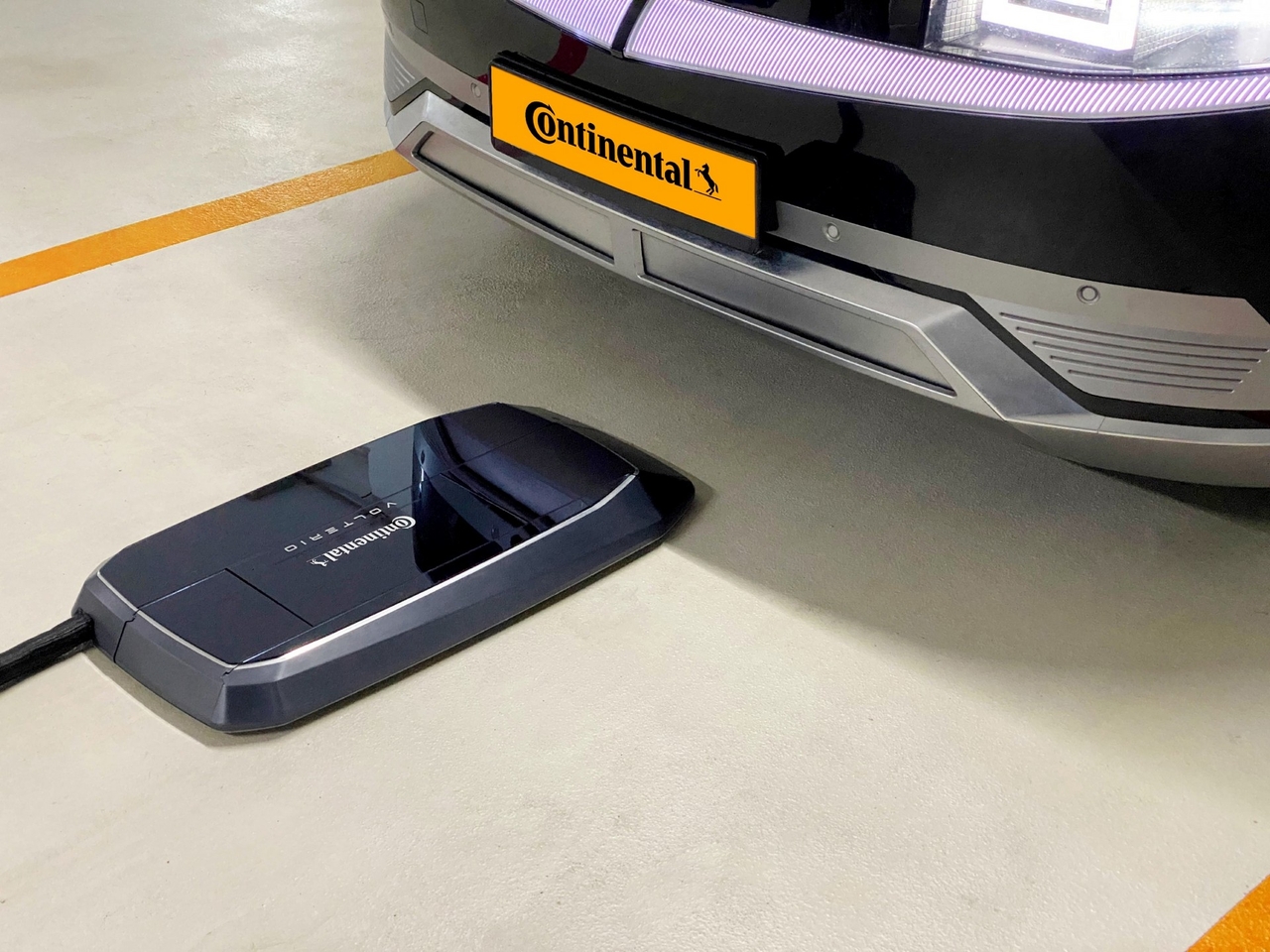 Continental e Volterio a lavoro su un caricatore robotico per veicoli elettrici