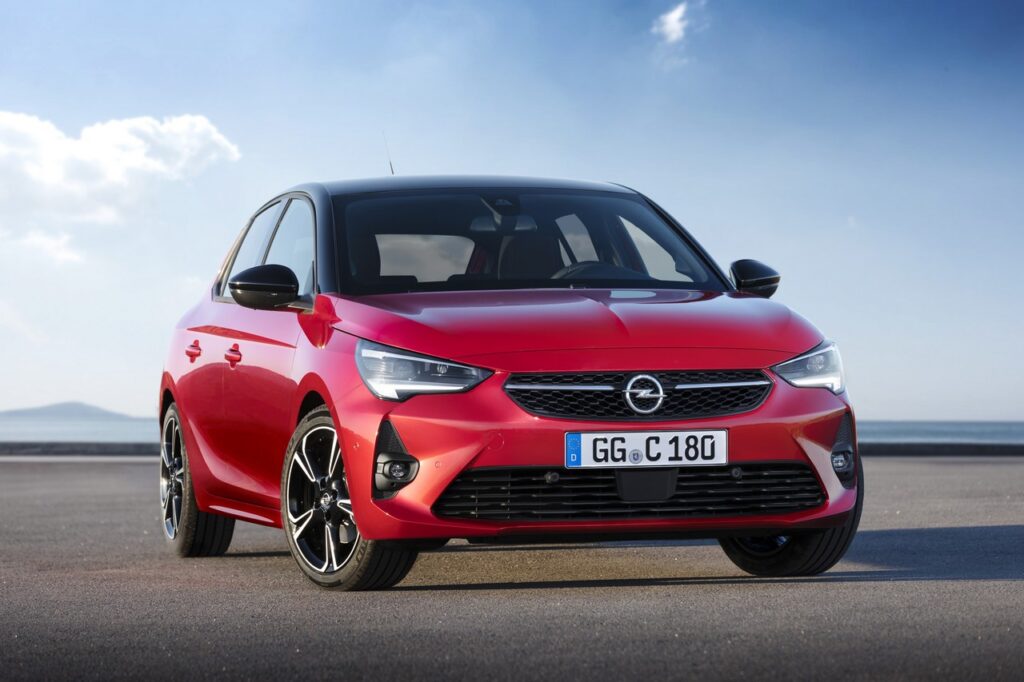 Opel Corsa e Crossland: la Blitz Edition si vende solo online