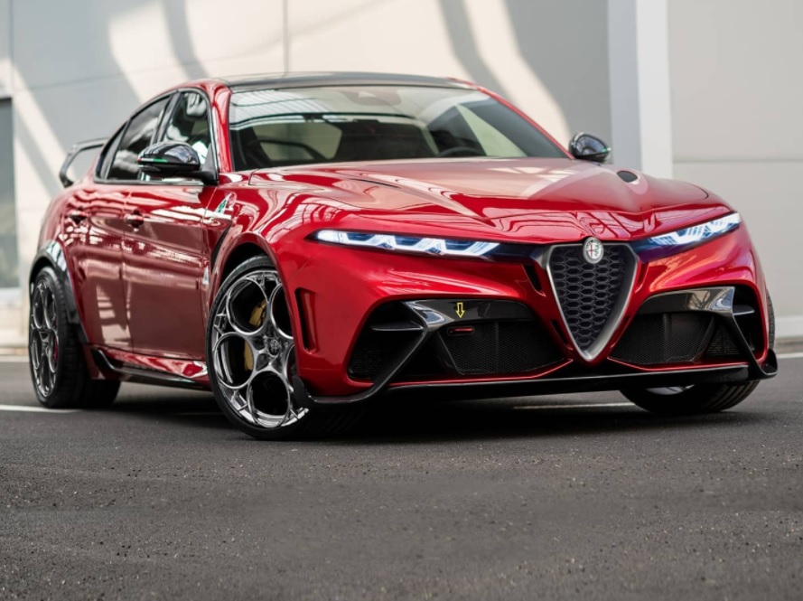 Alfa Romeo Giulia GTAm: restyling in versione Tonale [RENDER]