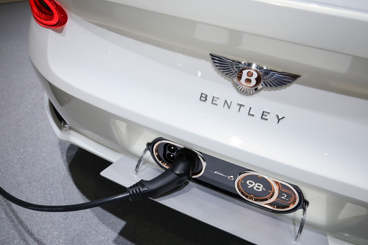 Bentley: i test sulla prima auto elettrica partiranno quest’anno