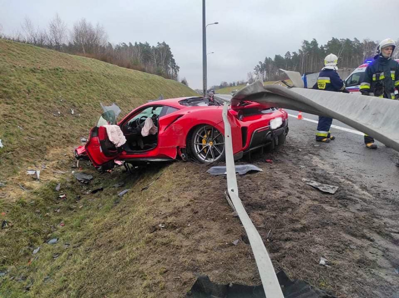 Ferrari 488 Pista: un esemplare è stato completamente distrutto in Polonia