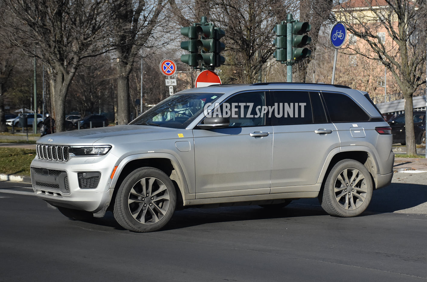 Jeep Grand Cherokee 4xe: primo avvistamento in Italia