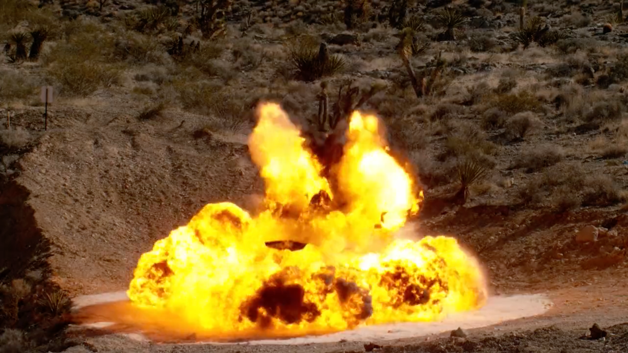 Lamborghini Huracan fatta esplodere per creare 999 NFT