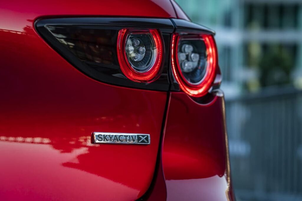 Mazda brevetta un nuovo motore a due tempi con sovralimentazione