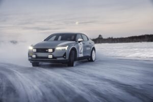 Polestar 2 Arctic Circle: l’EV si trasforma in un’auto da rally unica nel suo genere