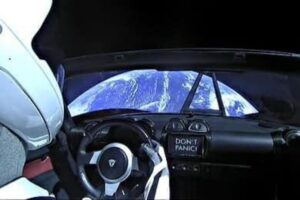 La Tesla Roadster “spaziale” sarebbe a 37 milioni di km dalla Terra