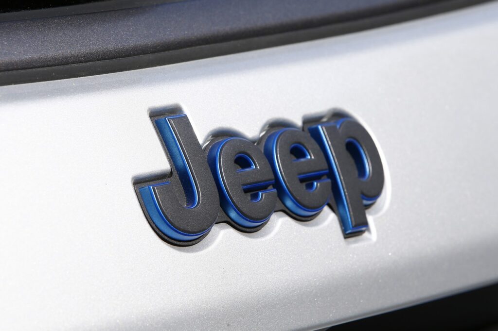 Jeep: continua il successo delle versioni 4xe anche a gennaio