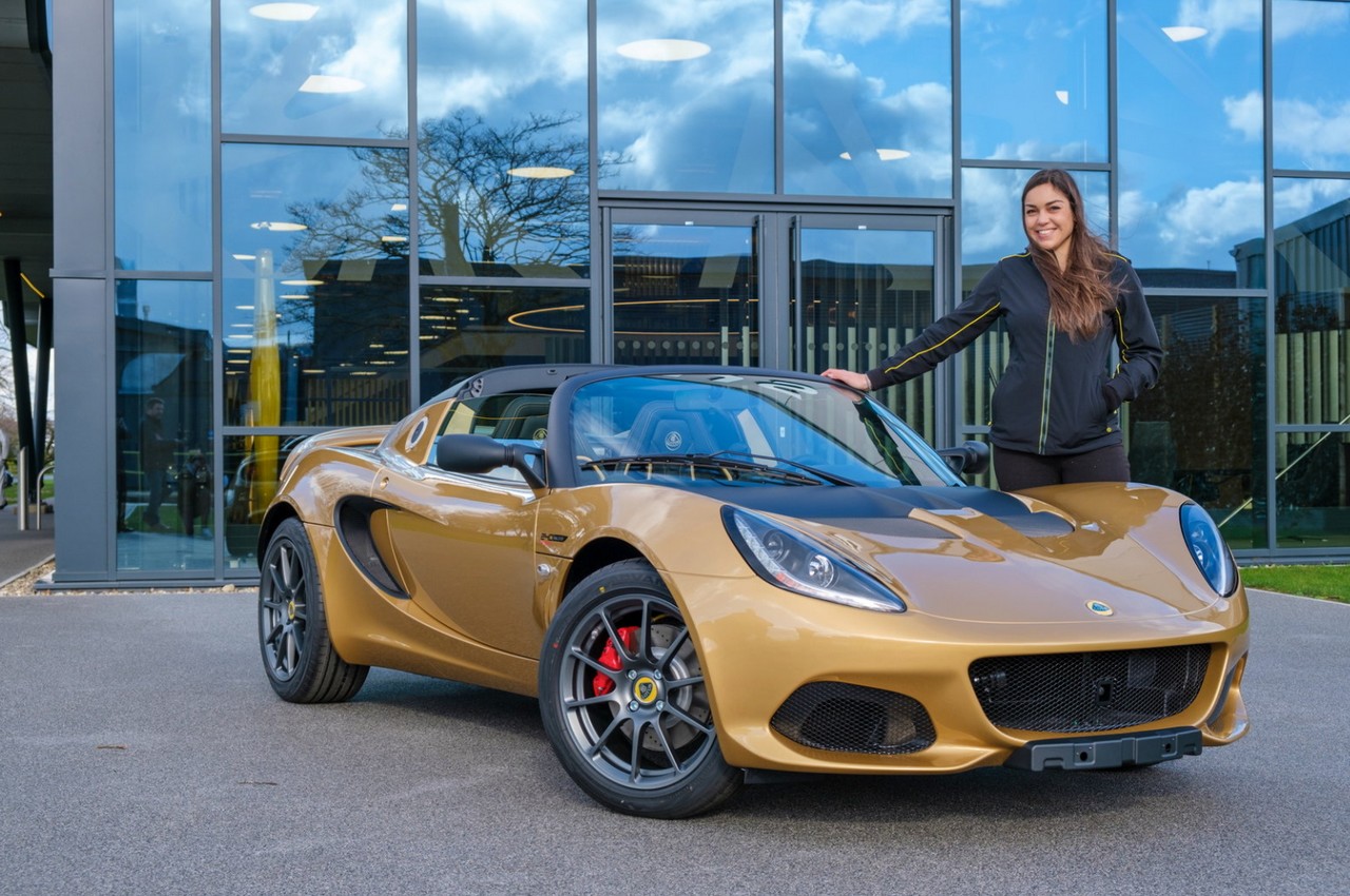 Lotus Elise: l’ultimo esemplare è di Elisa Artioli