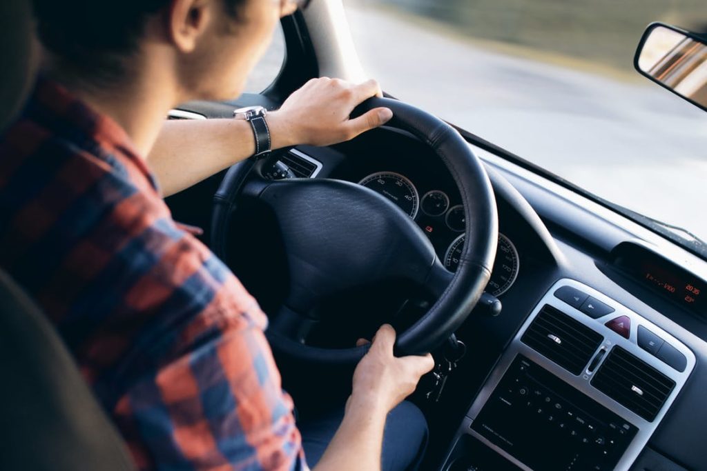 L’auto non è abbastanza pulita: niente esame per la patente