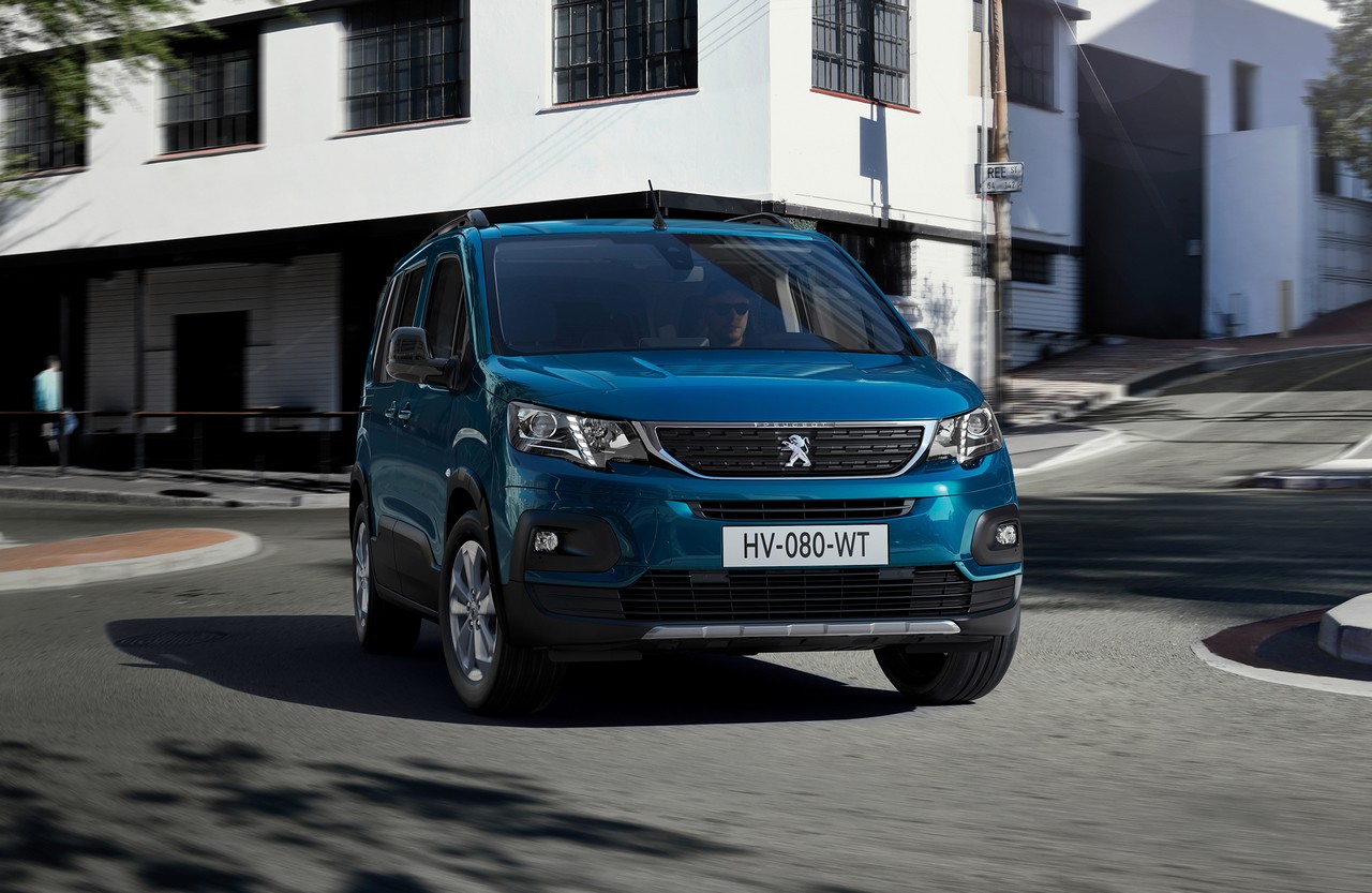 Peugeot e-Rifter: tre modalità di guida e 280 km di autonomia