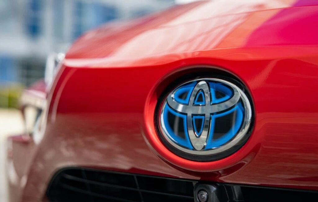 Toyota, attacco hacker ad un fornitore: stop alla produzione in Giappone