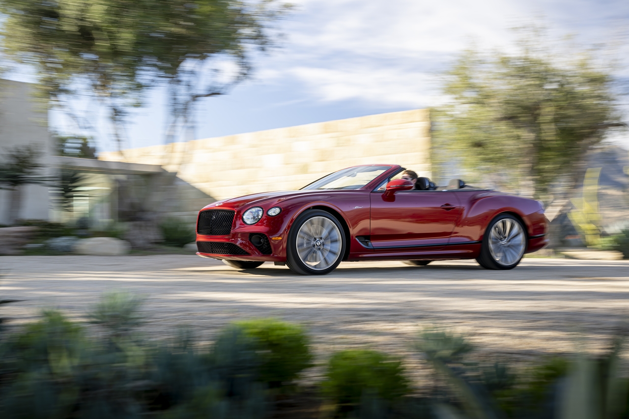 Bentley: una nuova auto elettrica ogni anno dal 2025