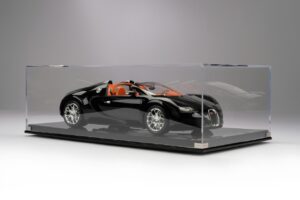 Bugatti Veyron Grand Sport: Amalgam propone un modellino 1:8 da 12.000 euro [FOTO]