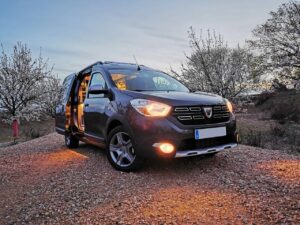 Dacia Dokker Stepway: il minivan si trasforma in un camper [FOTO e VIDEO]