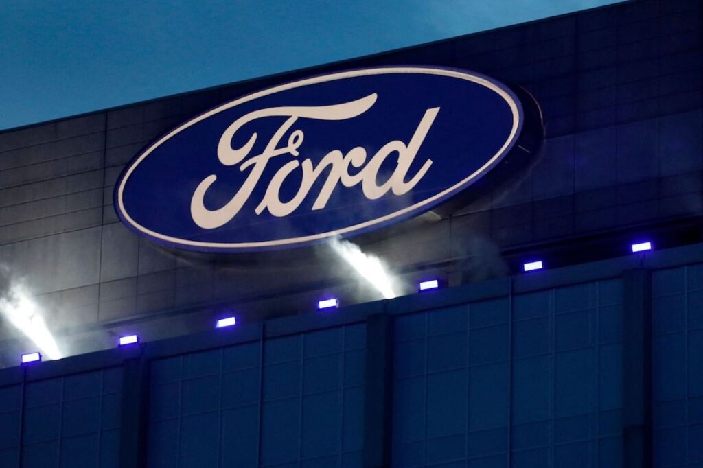 Ford brevetta una nuova modalità Drift per auto elettriche e termiche