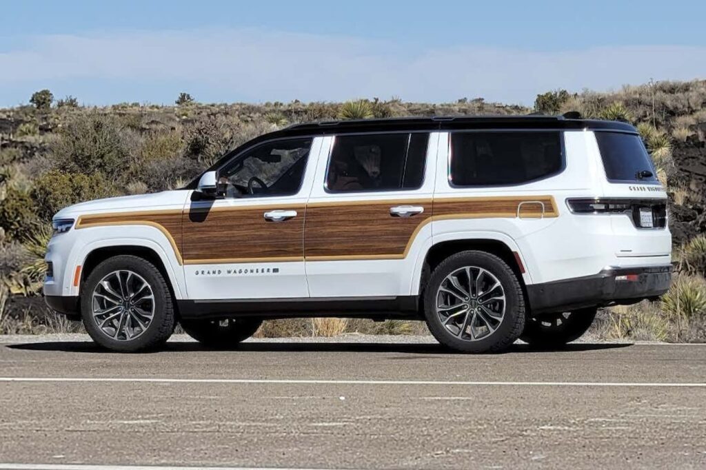 Jeep Grand Wagoneer: ecco la versione per nostalgici