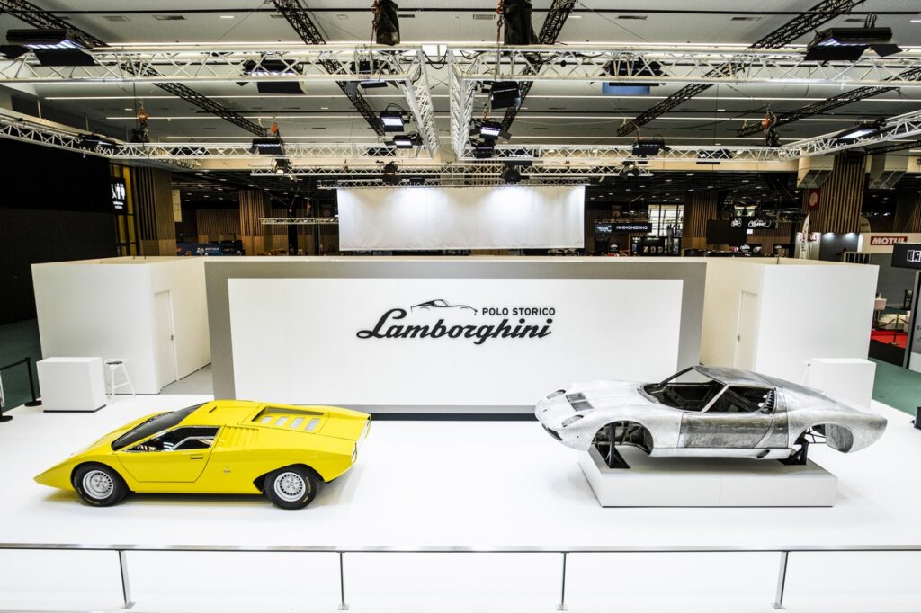 Lamborghini presente al Salone Rétromobile 2022 di Parigi