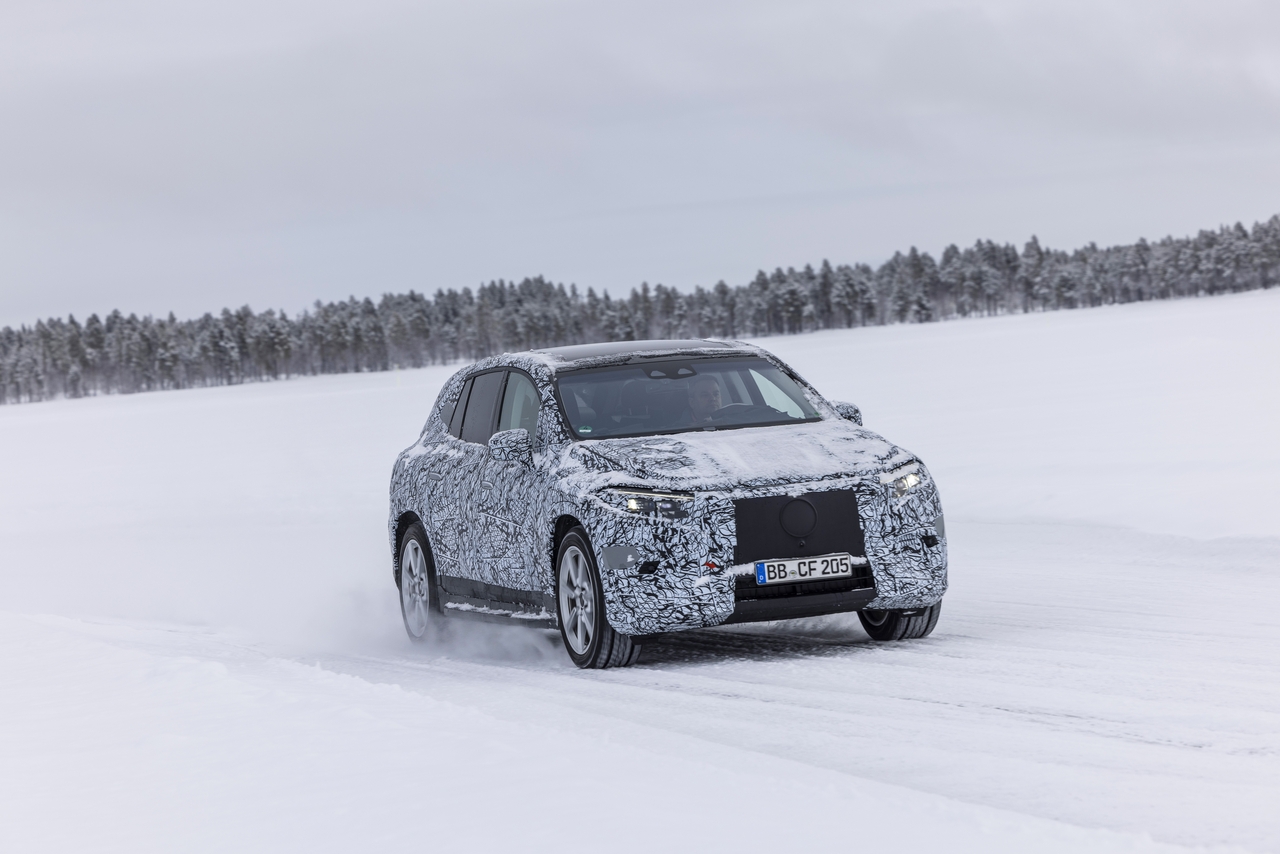 Mercedes EQS SUV - Foto ufficiali