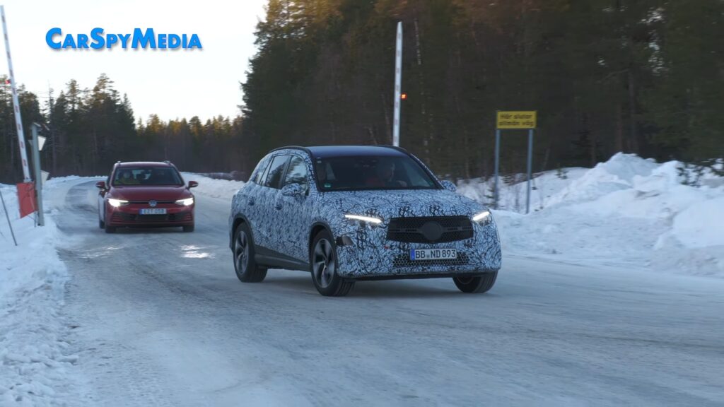Mercedes GLC 2023: i test si spostano a nord della Svezia [VIDEO SPIA]