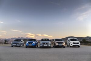 Nissan punta verso un futuro elettrificato in Europa con una nuova gamma