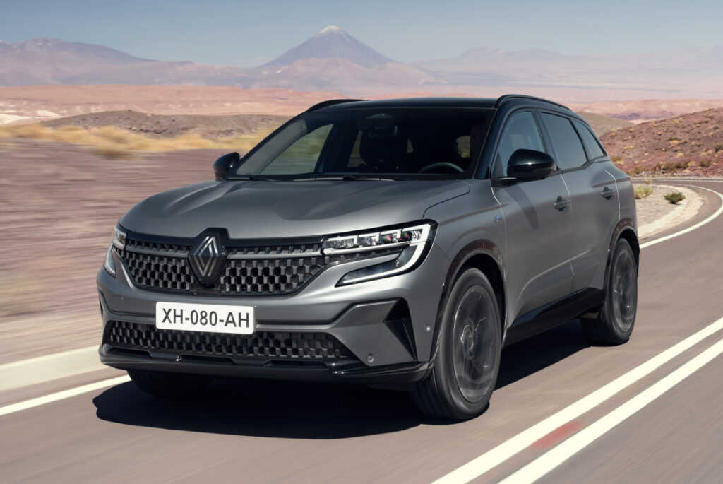 Renault Austral: svelato il nuovo C-SUV dinamico, elegante e tecnologico [FOTO e VIDEO]