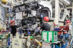 Toyota e Volkswagen fermano la produzione in Russia