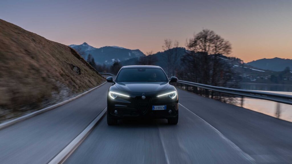 Alfa Romeo Stelvio Estrema