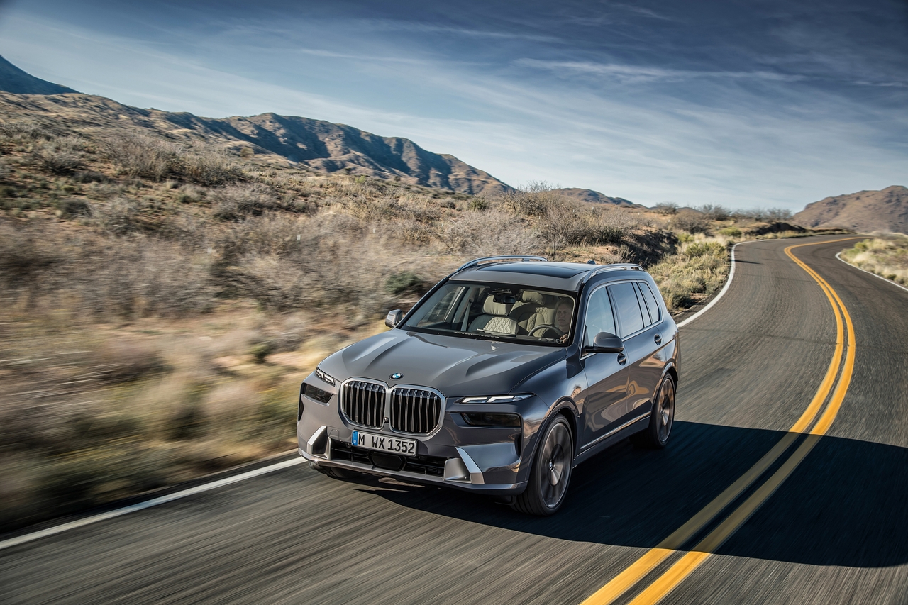 BMW X7 2023 - Foto