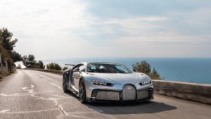 Bugatti Chiron Pur Sport: uno speciale esemplare omaggia la vittoria di 100 anni fa della Type 13 a La Turbie