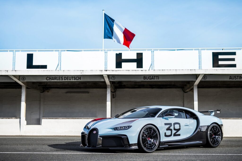 Bugatti Chiron Pur Sport: il primo debutto pubblico di una Sur Mesure avverrà a Londra