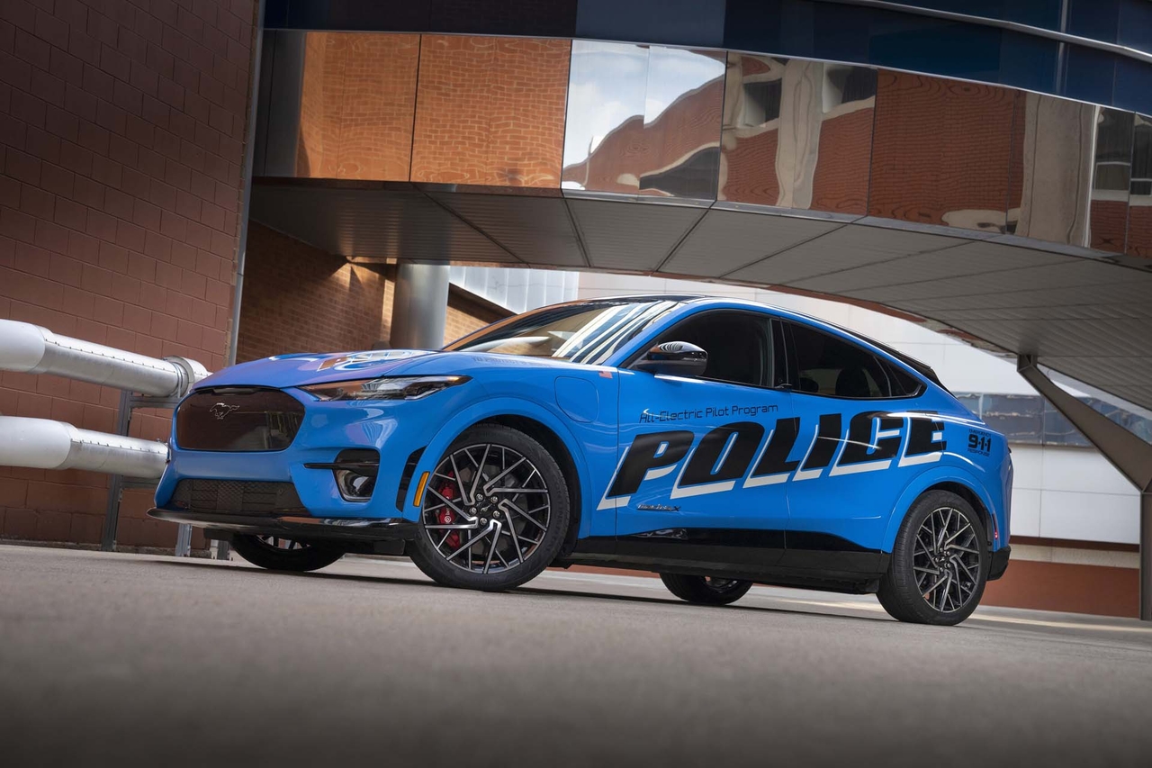Ford Mustang Mach-E: la polizia di New York svela la sua versione