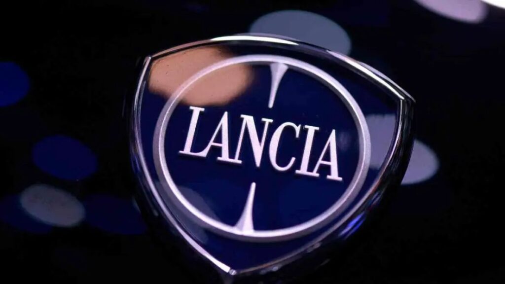 Lancia: anche il logo sarà rinnovato